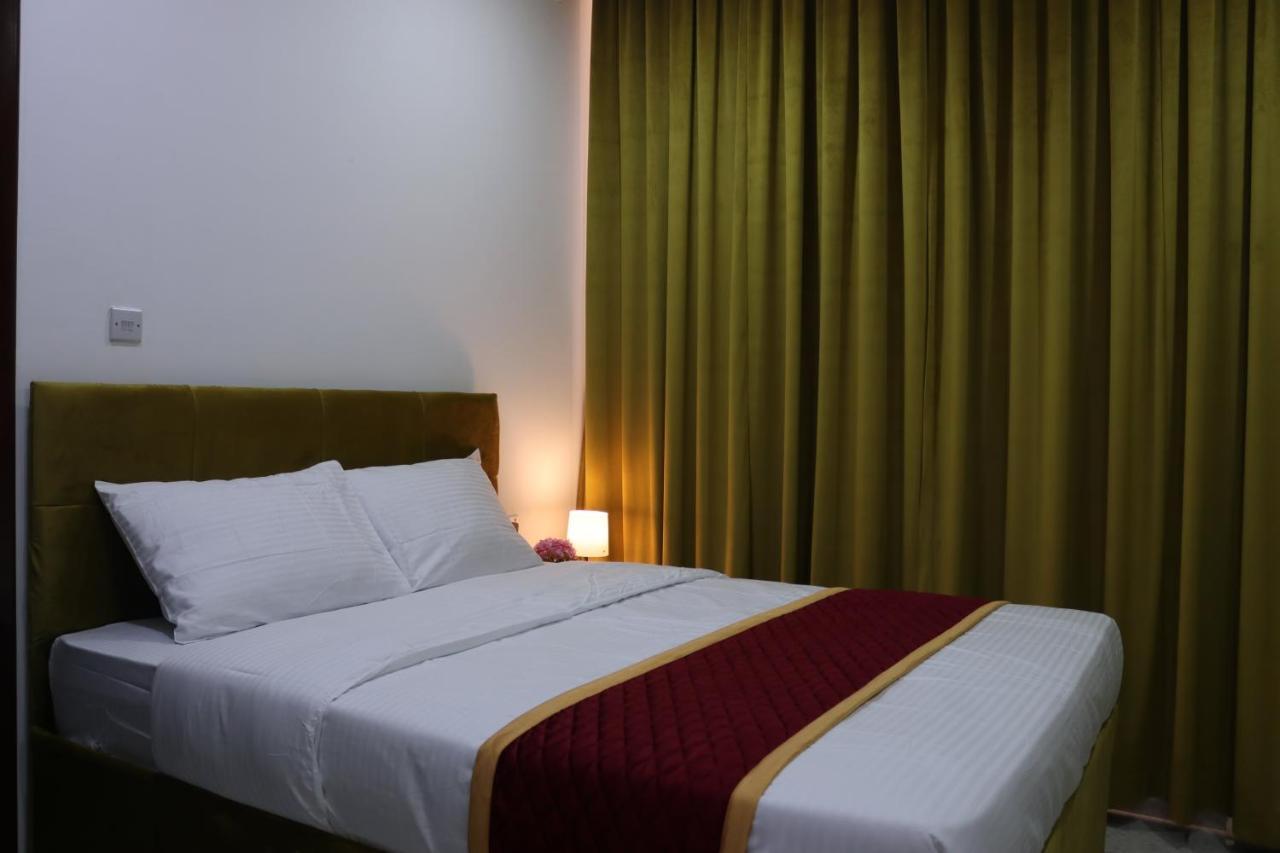 De Iris Regency Fahaheel Apartment Кувейт Екстериор снимка