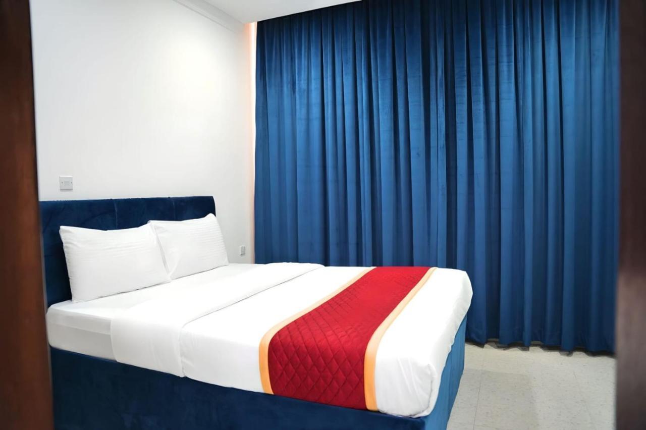 De Iris Regency Fahaheel Apartment Кувейт Екстериор снимка