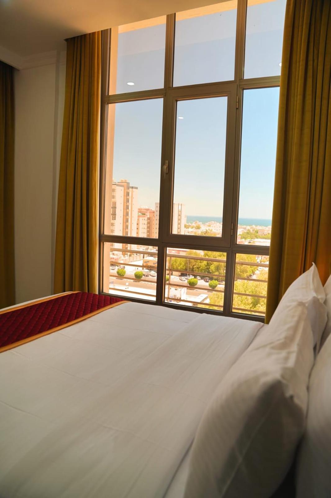De Iris Regency Fahaheel Apartment Кувейт Екстериор снимка